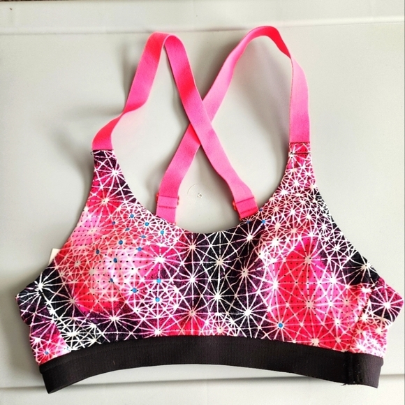 Victoria's Secret Geometric Print Sports Bra - Pink and Black- Size 32A - Picture 1 of 3